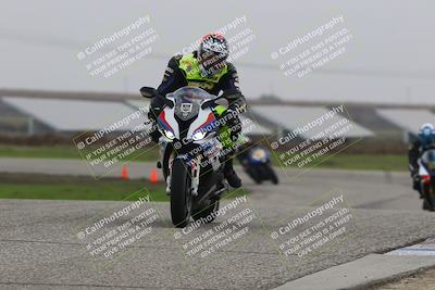 media/Nov-29-2025-TrackDaz (Sat) [[10ae2d9bce]]/C Group/Session 4 (Wheelie Bump)/